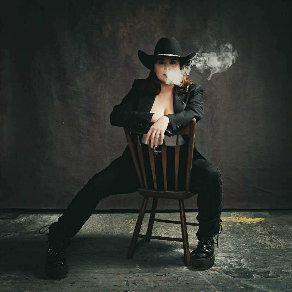 Victorya (Tory) Ross – lead vocals